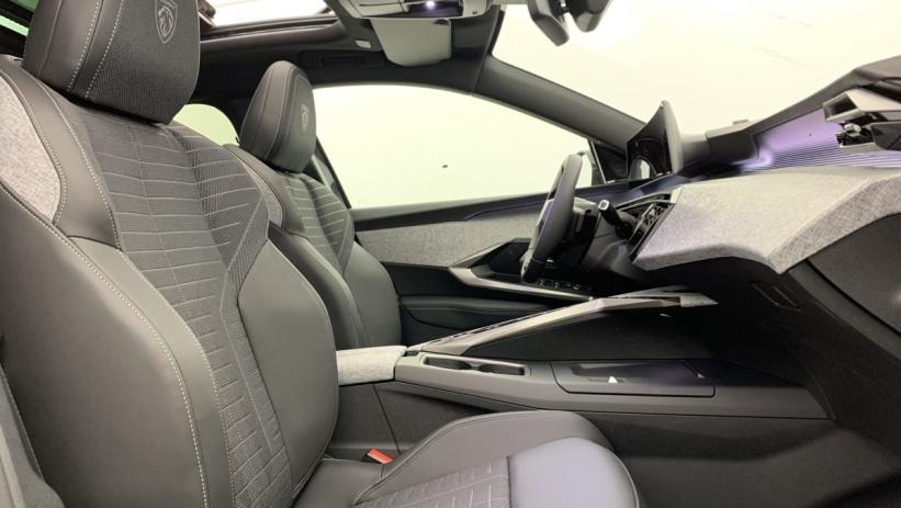 Aperçu du véhicule : Hybrid 145 e-DCS6 GT