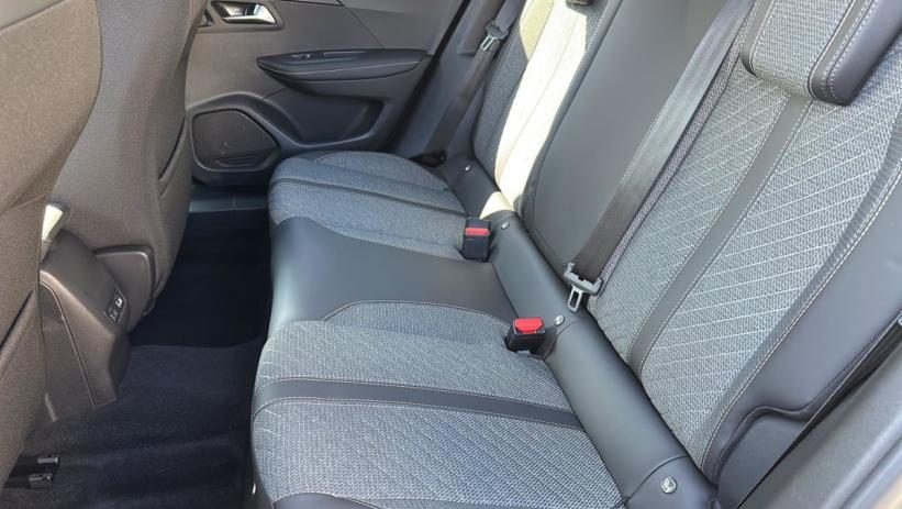 Aperçu du véhicule : 100 S S BVM6 Allure