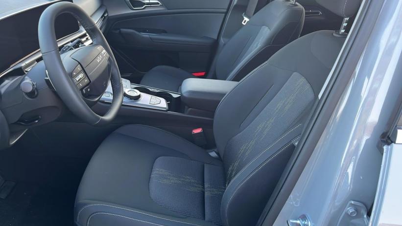 Aperçu du véhicule : HYBRIDE 239 CH BVA6 ACTIVE