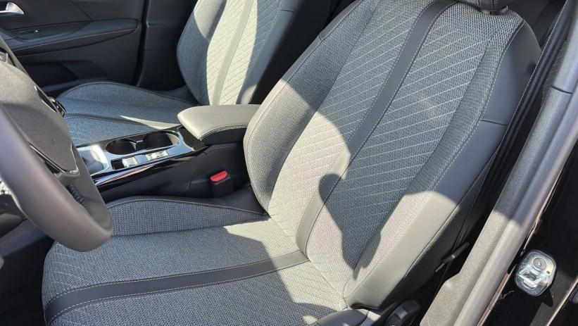 Aperçu du véhicule : 100 S S BVM6 Allure