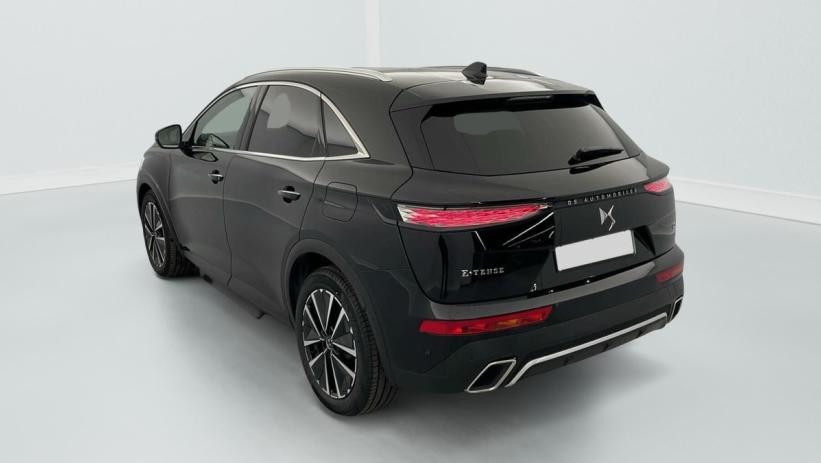 Aperçu du véhicule : Hybride Rechargeable E-Tense 225 EAT8 Opera