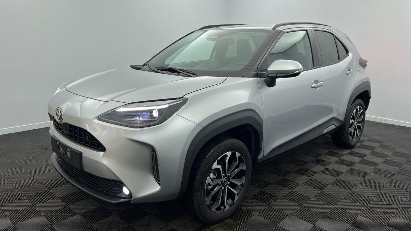 Aperçu du véhicule : Hybride 130ch 2WD Design Gris Minéral avec 2100€ d'équipements inclus