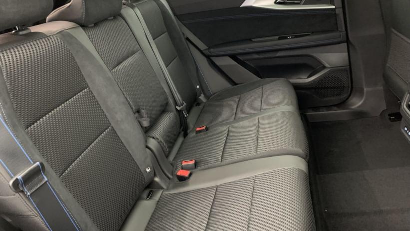 Aperçu du véhicule : E-TECH FULL HYBRID 200 GSR2 ESPRIT ALPINE