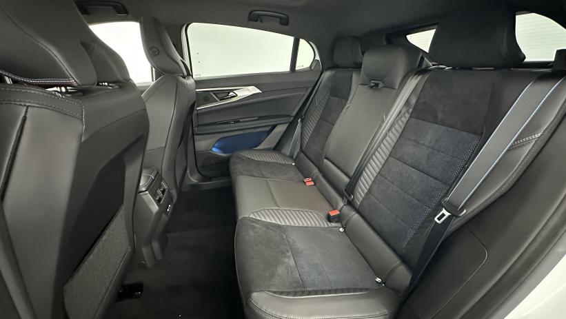 Aperçu du véhicule : E-Tech full hybrid 200ch esprit Alpine