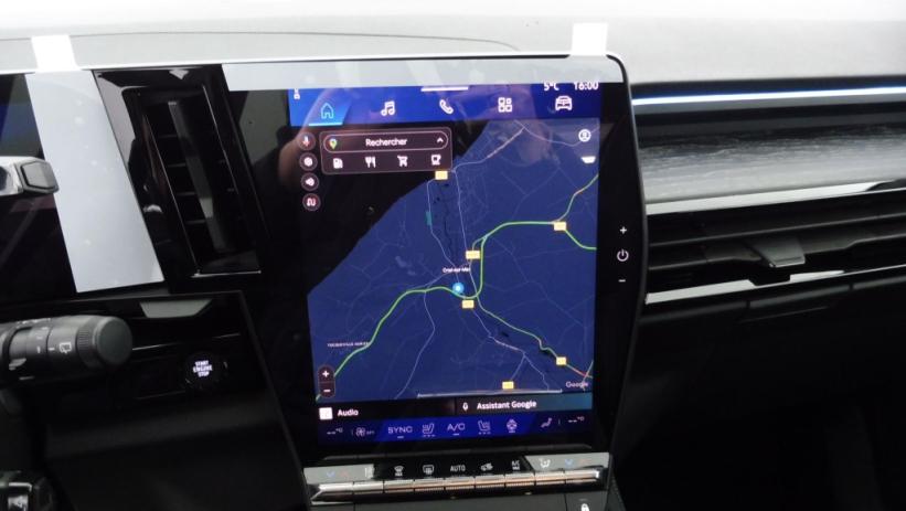 Aperçu du véhicule : 1.2 E-TECH FULL HYBRID 200CH ICONIC- 24
