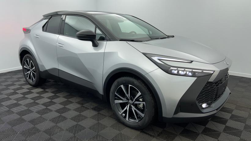 Aperçu du véhicule : Hybride 140 Design Gris Minéral - Toit Noir Onyx avec 2700€ d'équipements inclus