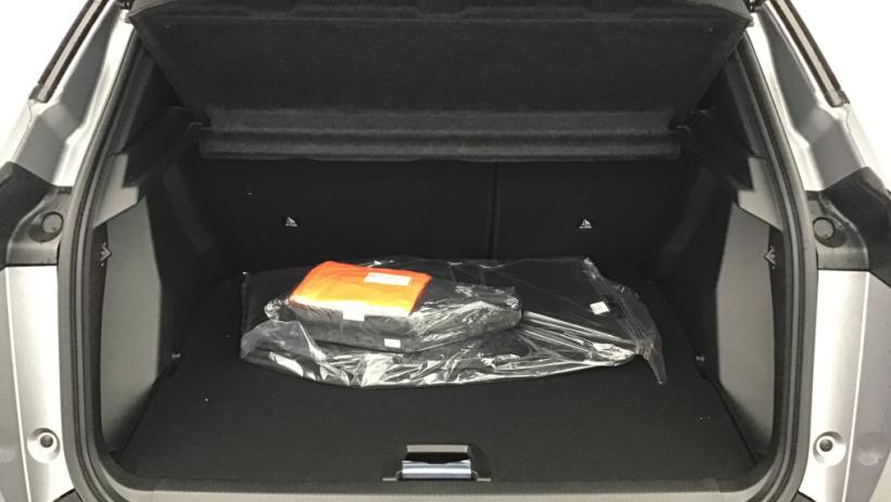 Aperçu du véhicule : 2008 Hybrid 145 e-DCS6 GT