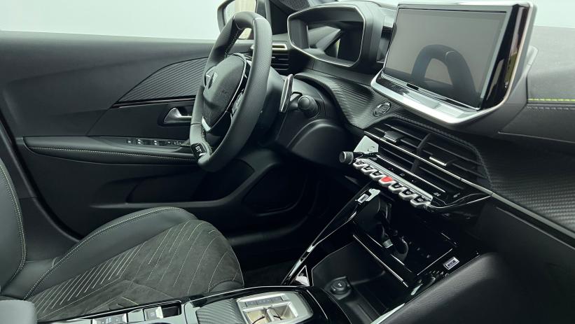 Aperçu du véhicule : Nouvelle Hybrid 145 e-DCS6 GT Rouge Elixir avec 3550€ d'équipements inclus