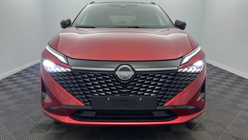 Aperçu du véhicule : Nouveau Mild Hybrid 158 ch Xtronic N-Design Rouge Fuji Toit Noir avec 2550€ d'équipements inclus