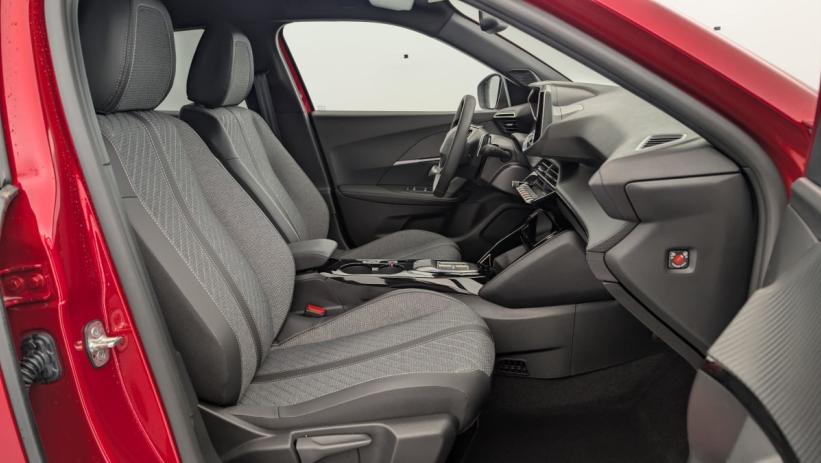 Aperçu du véhicule : Hybrid 136 e-DCS6 Allure