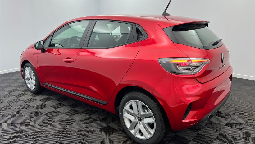 Aperçu du véhicule : Blue dCi 100 Evolution Rouge Flamme avec 2550€ d'équipements inclus