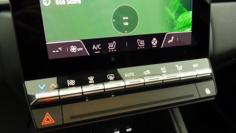 Aperçu du véhicule : 1.6 E-TECH FULL HYBRID 145CH TECHNO