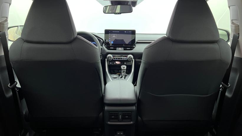 Aperçu du véhicule : Hybride 222 ch AWD-i Dynamic Gris Acier avec 2850€ d'équipements inclus