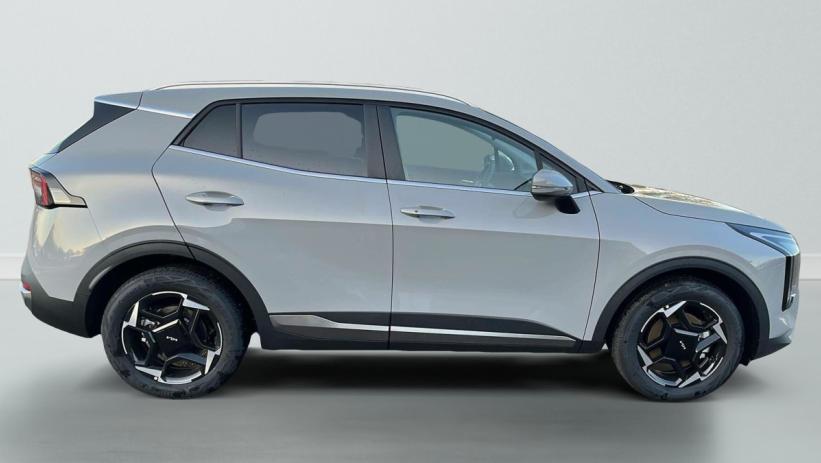 Aperçu du véhicule : HYBRIDE 239 CH BVA6 ACTIVE