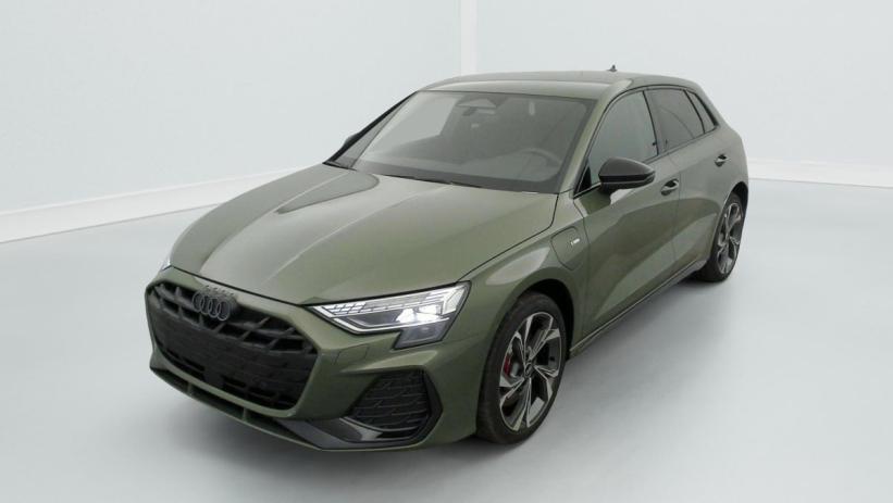 Aperçu du véhicule : 45 TFSI E HYBRIDE RECHARGEABLE 272 S TRONIC 6 S LINE