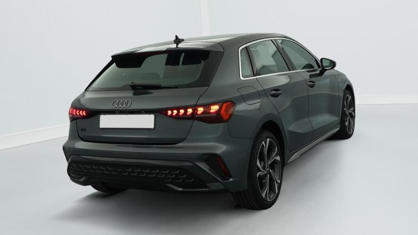 Aperçu du véhicule : TFSI e Hybride rechargeable 204 S tronic 6 S line