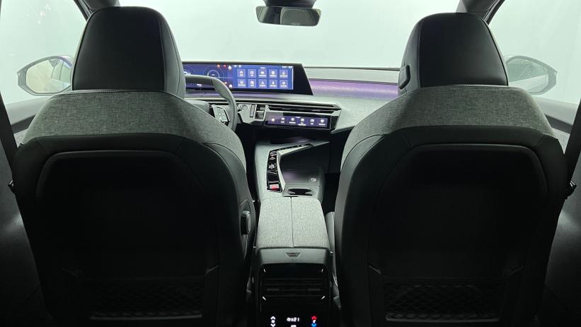 Aperçu du véhicule : Nouveau Hybrid 145 e-DCS6 GT Gris Artense avec 2450€ d'équipements inclus