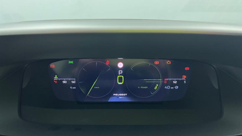 Aperçu du véhicule : Hybrid 145 e-DCS6 GT Noir Perla Nera avec 5250€ d'équipements inclus