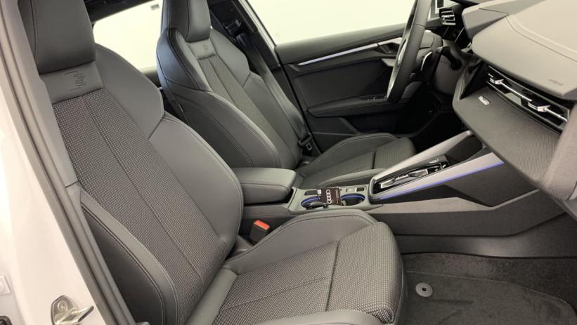 Aperçu du véhicule : 35 TDI 150 S TRONIC 7 S LINE