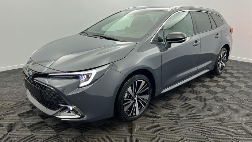 Aperçu du véhicule : Hybride 178ch Design Gris Météore avec 2490€ d'équipements inclus