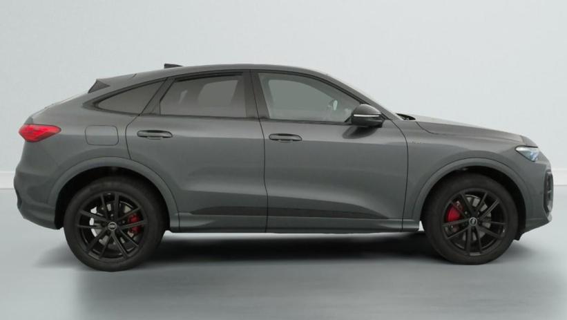 Aperçu du véhicule : e-hybrid 299 ch S tronic 7 Quattro S line