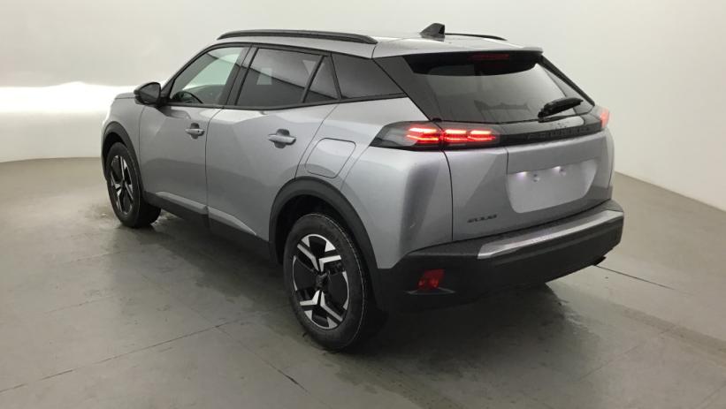 Aperçu du véhicule : 2008 100 S&S BVM6 Allure - 5P