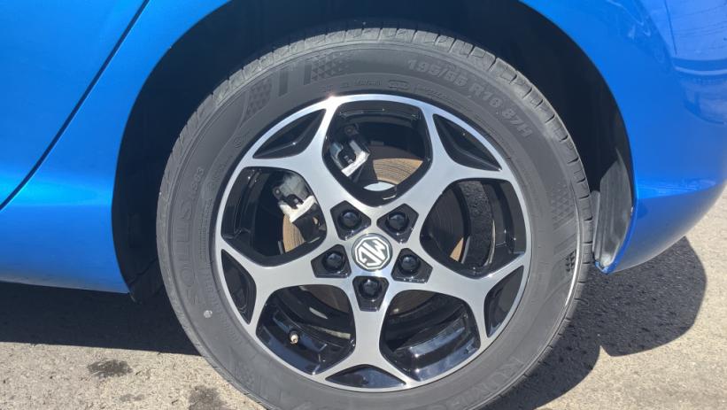 Aperçu du véhicule : MG3 1.5 L Hybrid+ 195 ch Luxury