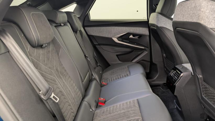 Aperçu du véhicule : Hybrid 145 e-DCS6 GT