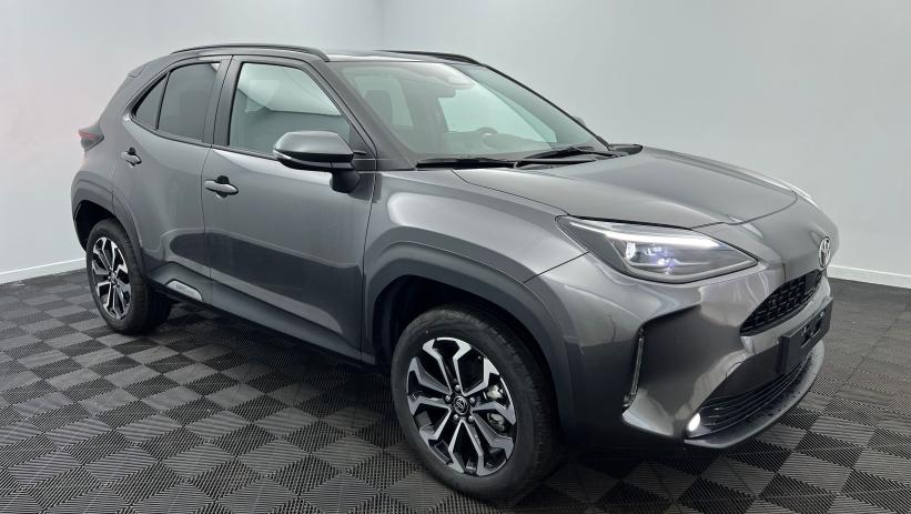 Aperçu du véhicule : Hybride 130ch 2WD Design Gris Atlas avec 2100€ d'équipements inclus