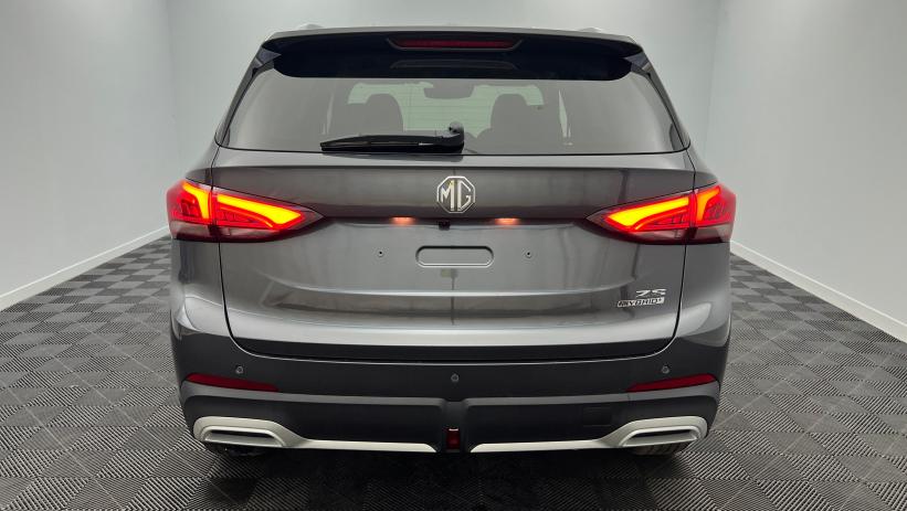 Aperçu du véhicule : 1.5 L Hybrid+ 197 ch Toit panoramique ouvrant Luxury Camden Grey avec 650€ d'équipements inclus