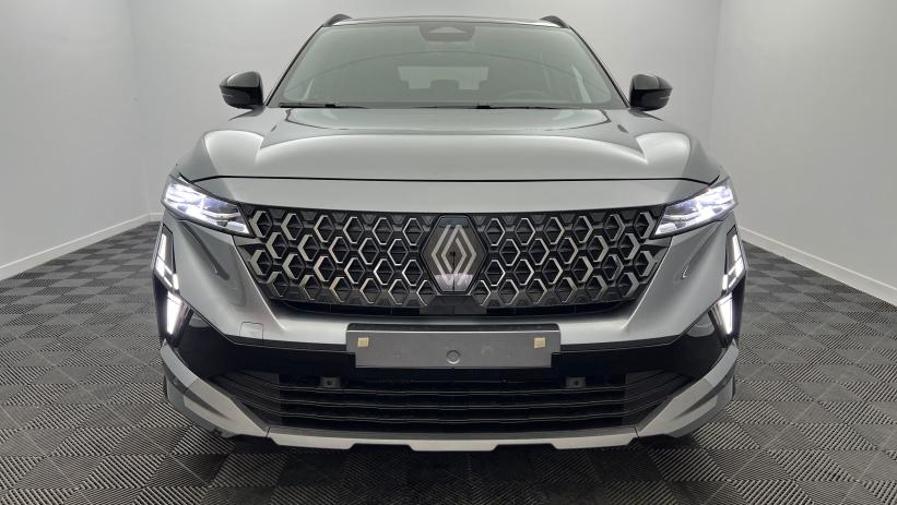Aperçu du véhicule : full hybrid E-Tech 200 ch Esprit Alpine Gris Schiste - Toit Noir Etoilé avec 3549€ d'équipements inclus