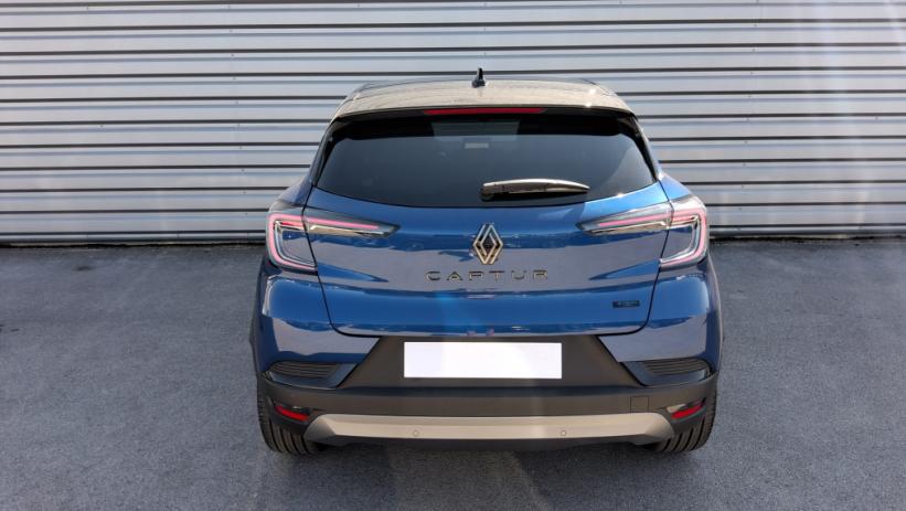 Aperçu du véhicule : CAPTUR E-Tech full hybrid 160 ch esprit Alpine