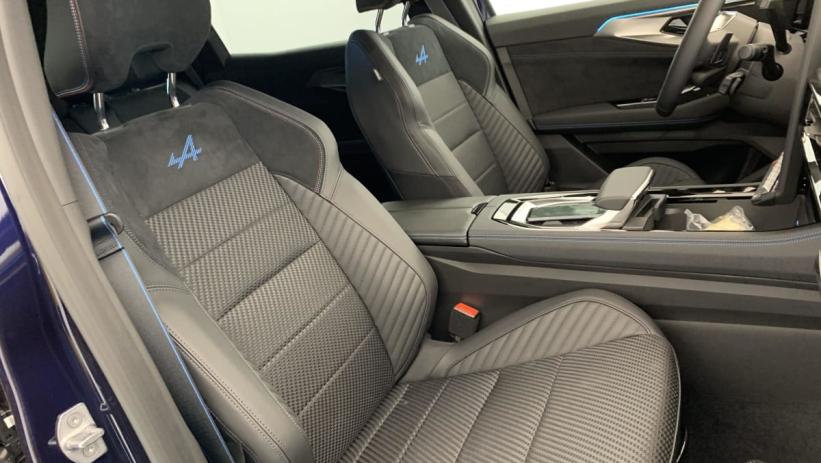 Aperçu du véhicule : Espace full hybrid E-Tech 200 ch 7pl Esprit Alpine
