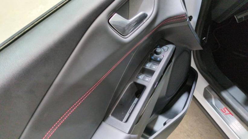 Aperçu du véhicule : Puma 1.0 EcoBoost 125 ch mHEV S S Powershift ST-Line X