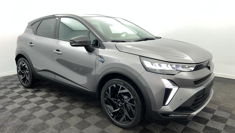 Aperçu du véhicule : E-Tech full hybrid 160 ch esprit Alpine Gris Cassiopée - Toit Noir Etoilé avec 2150€ d'équipements inclus