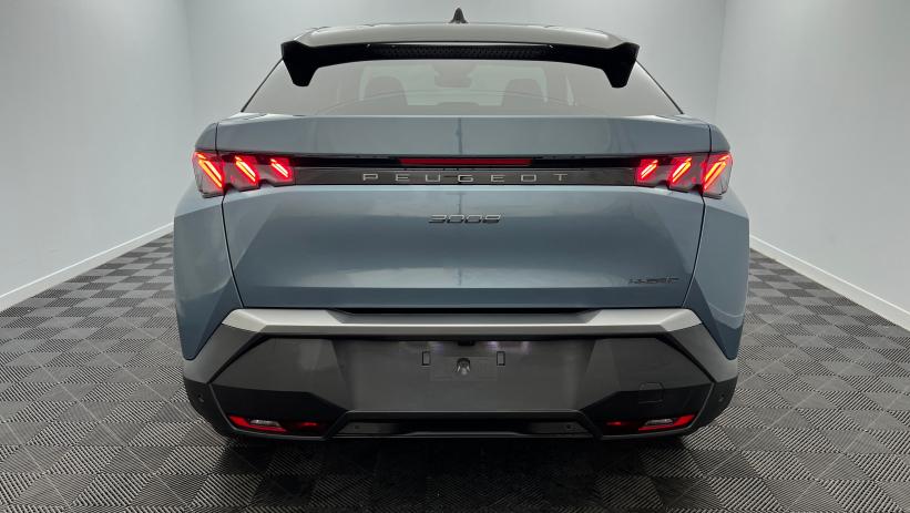 Aperçu du véhicule : Nouveau Hybrid 145 e-DCS6 GT Bleu Ingaro avec 5350€ d'équipements inclus