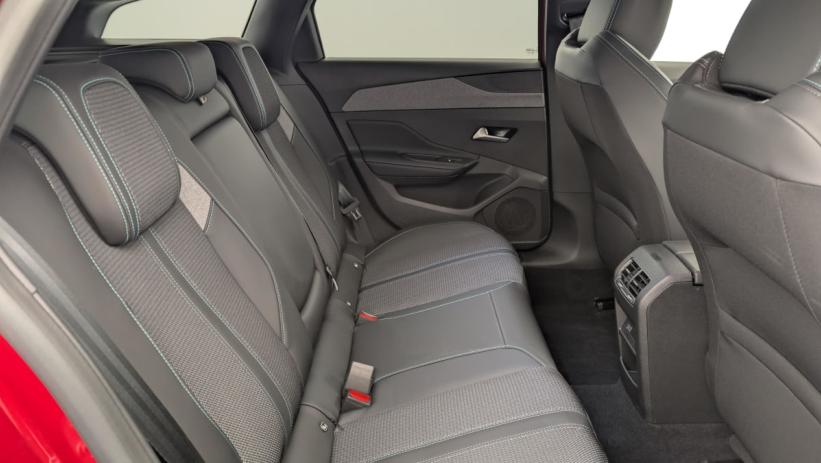 Aperçu du véhicule : Hybrid 145 e-DCS6 Allure