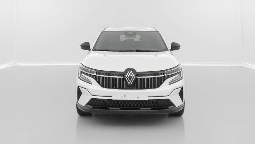 Aperçu du véhicule : VI E-Tech full hybrid 200ch Techno