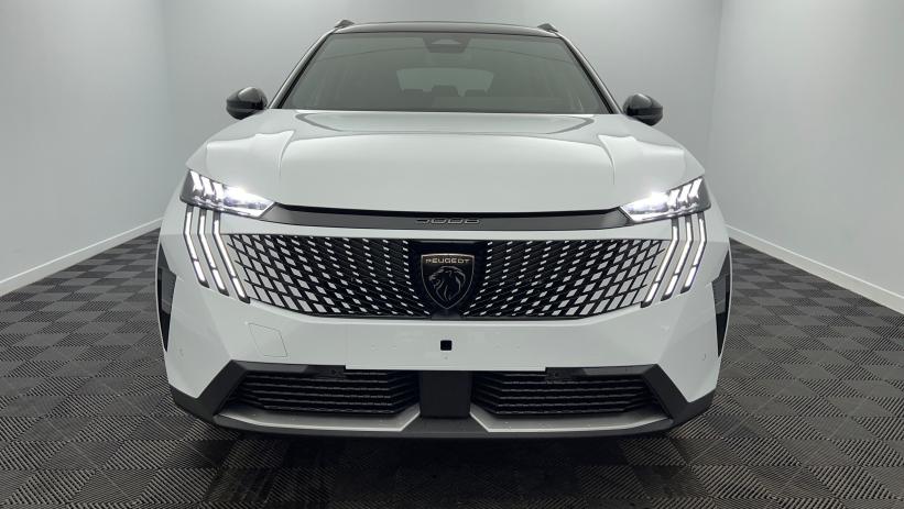 Aperçu du véhicule : Nouveau Hybrid 145 e-DCS6 GT Blanc Okénite avec 2470€ d'équipements inclus