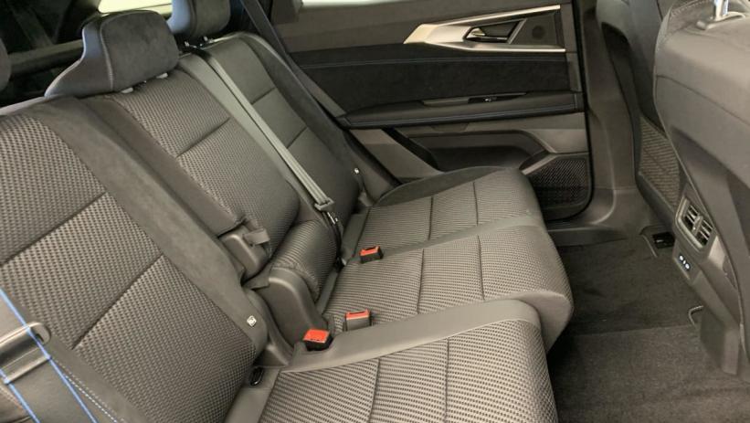 Aperçu du véhicule : Espace full hybrid E-Tech 200 ch 7pl Esprit Alpine