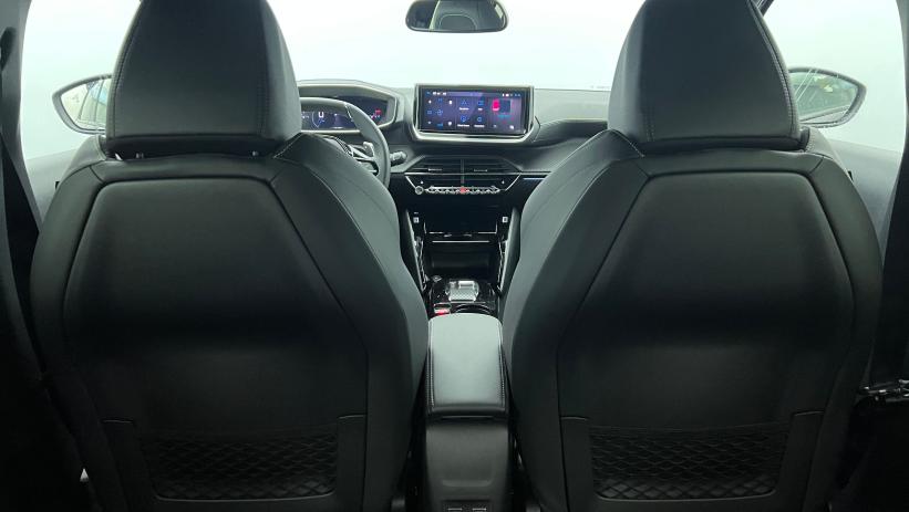 Aperçu du véhicule : Nouvelle Hybrid 145 e-DCS6 GT Noir Perla Nera avec 3750€ d'équipements inclus
