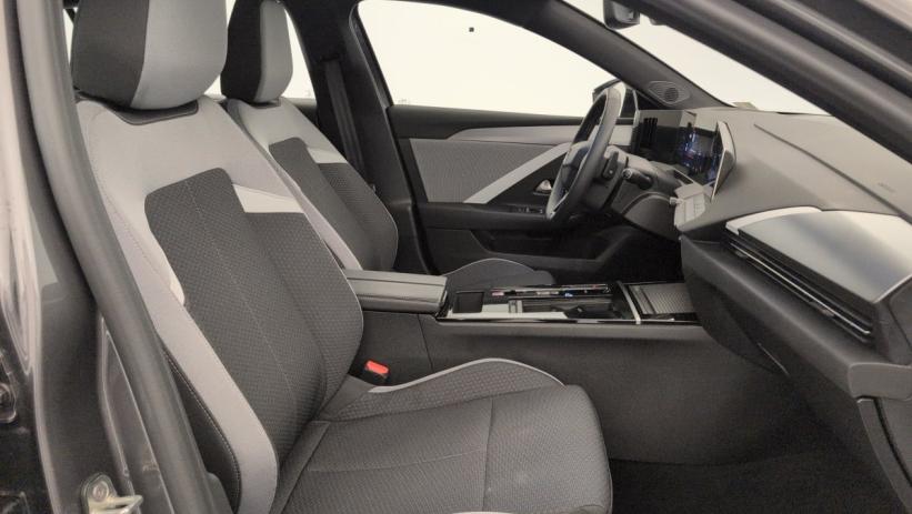 Aperçu du véhicule : 1.2 Turbo Hybride 145 ch e-DCT6 Edition