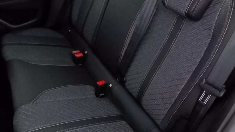 Aperçu du véhicule : 1.2 Hybrid 110ch Allure e-DCS6