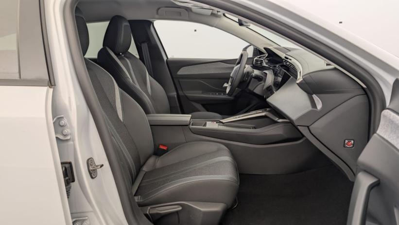 Aperçu du véhicule : PHEV 180 e-EAT8 Allure