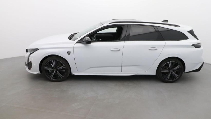 Aperçu du véhicule : 1.2 HYBRID 136CH GT E-DCS6