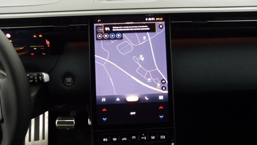 Aperçu du véhicule : 1.2 HYBRIDE 145CH MAX BOITE AUTOMATIQUE