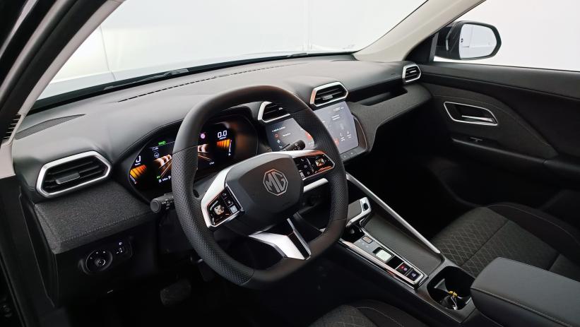 Aperçu du véhicule : 1.5 Hybrid+ 197ch Comfort
