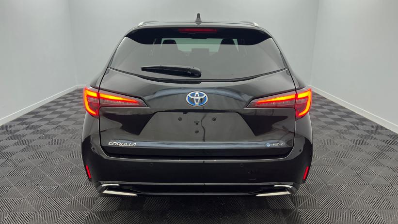 Aperçu du véhicule : Hybride 178ch Design Noir Intense avec 2490€ d'équipements inclus