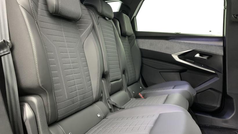 Aperçu du véhicule : Hybrid 145 e-DCS6 GT