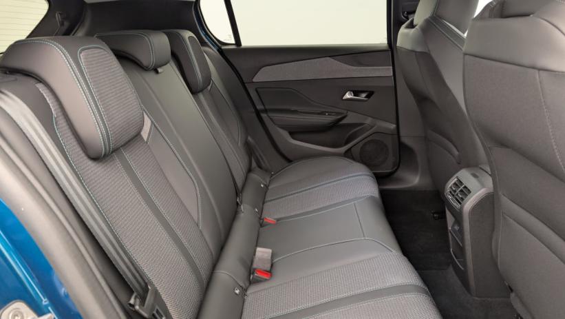 Aperçu du véhicule : Hybrid 145 e-DCS6 Allure